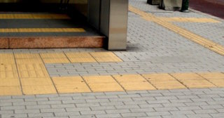 Тактильная плитка ПВХ в Отрадном - купить от 761 руб. в ТротуарнаяПлитка