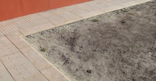 Укладка тротуарной плитки на цемент в Отрадном от 870 руб. - ТротуарнаяПлитка